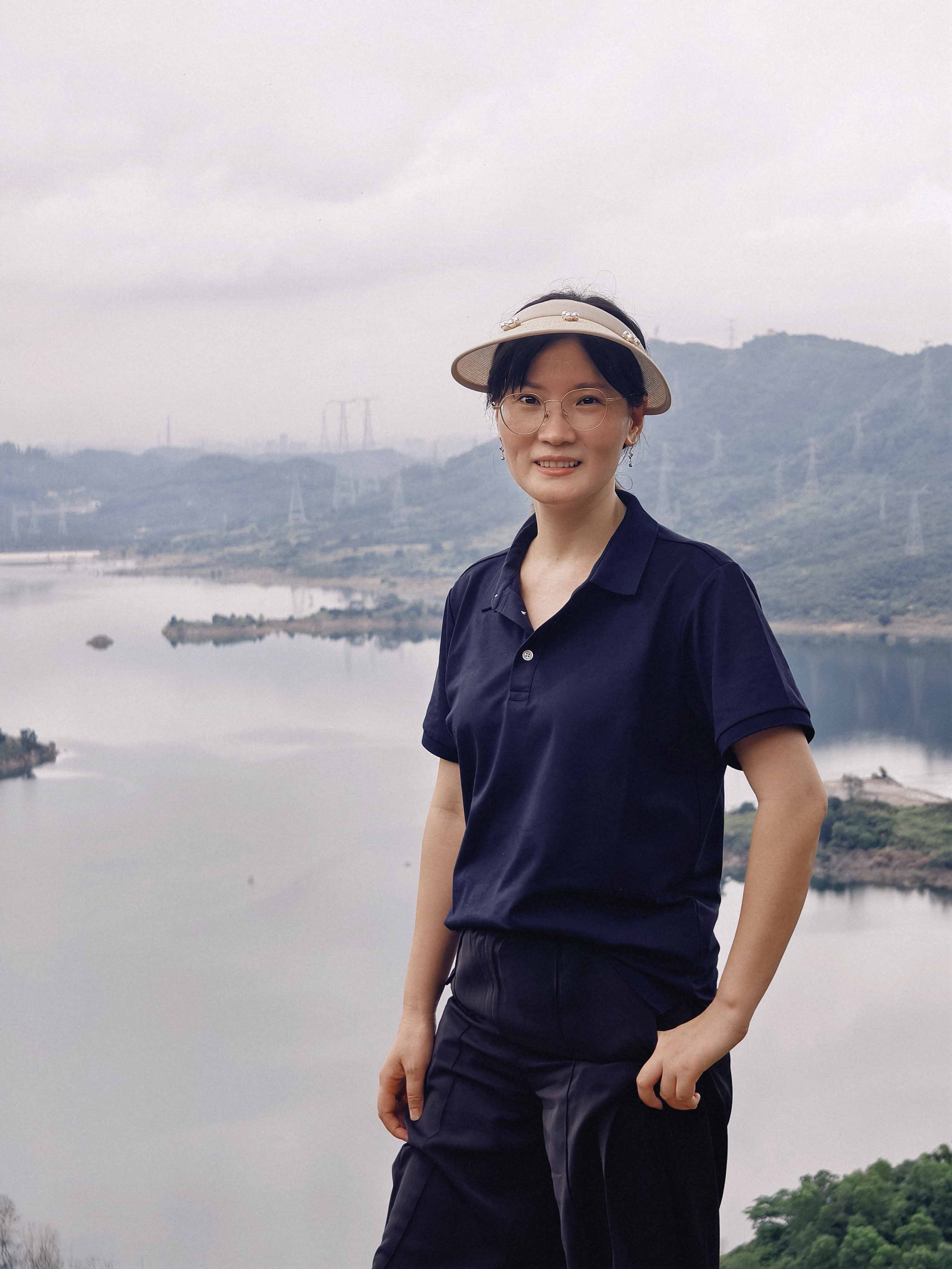 久信達(dá)科技公司員工齊聚光明區(qū)蠄蜍石，開(kāi)啟活力爬山之旅暨團(tuán)建活動(dòng)(圖3)